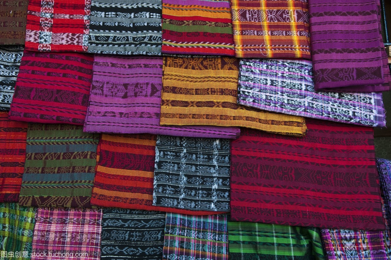 从旧金山到危地马拉 全球纺织品贸易中的市场、生产与复杂性